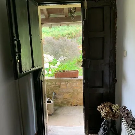 Semesterbostad Finca Los 4 Robles. Villaviciosa (Asturias)